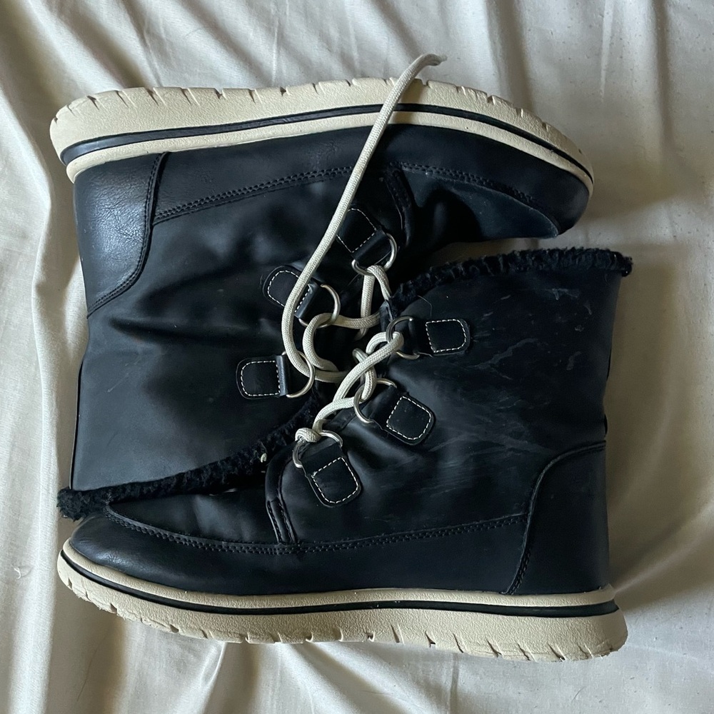 Snow Boots